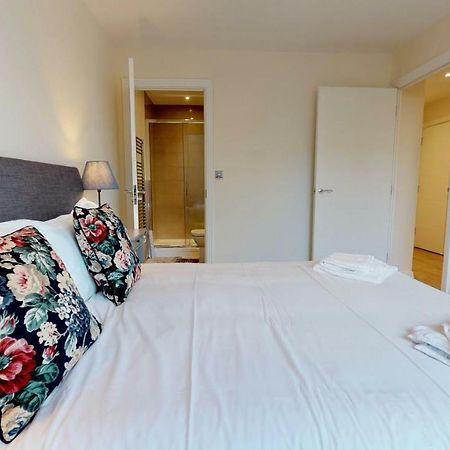 Niksa Serviced Accommodation - Welwyn Garden City Business Park ภายนอก รูปภาพ