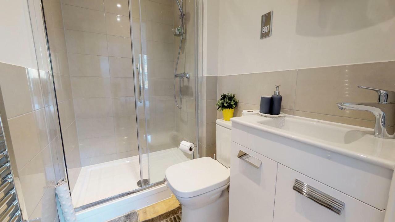 Niksa Serviced Accommodation - Welwyn Garden City Business Park ภายนอก รูปภาพ